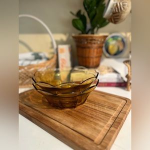 S/2 vintage amber flower burst style serving bowls